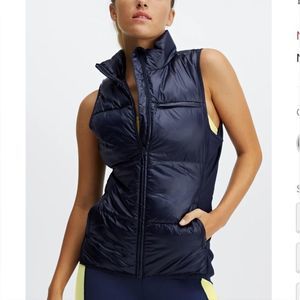 Fabletics Elliot Navy Packable Puffer Vest Size Medium